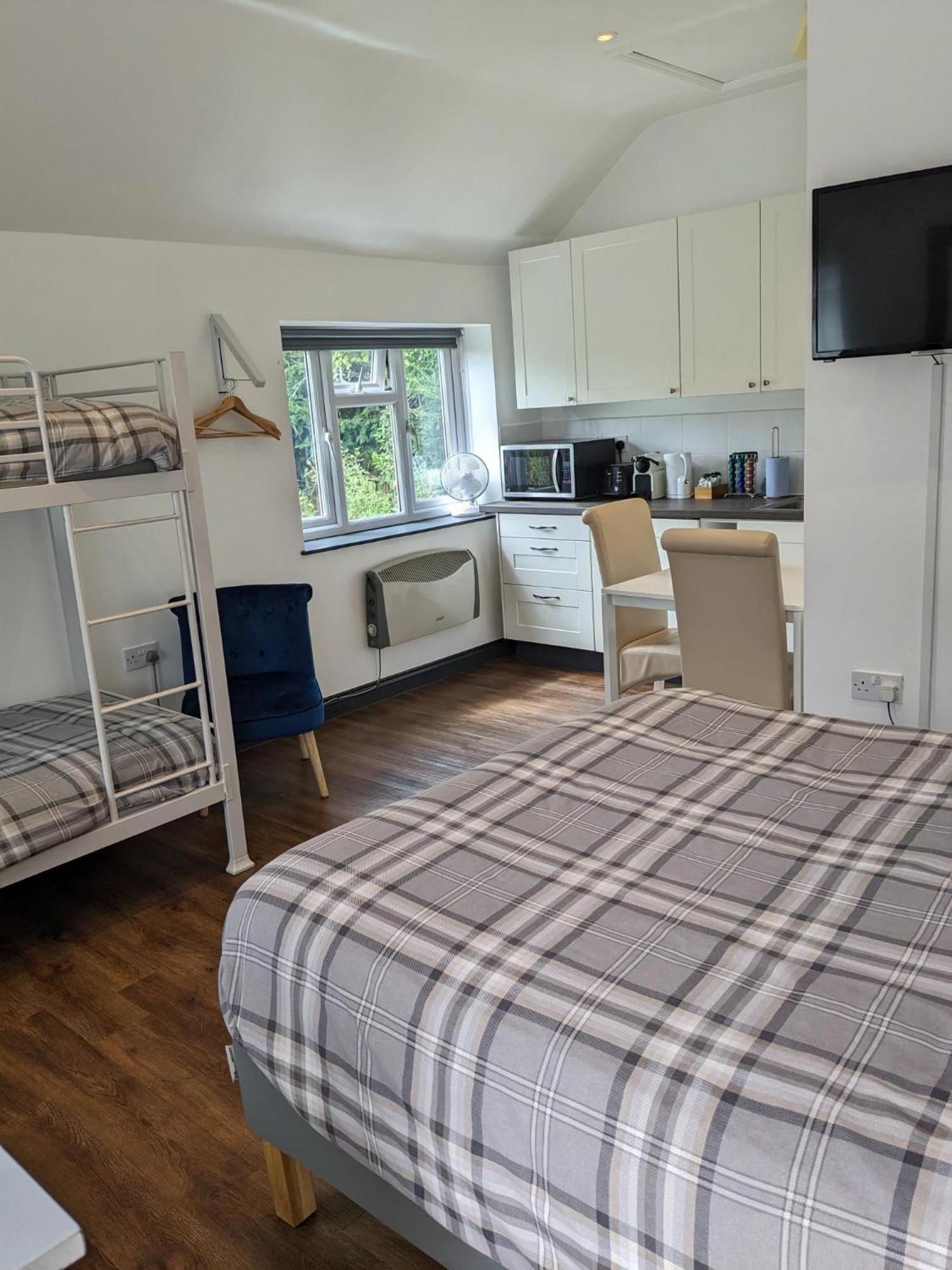 Featherbed Cottage Coventry Dış mekan fotoğraf